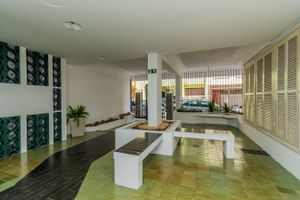 Image 30 - 205731