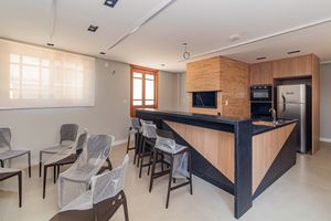 Image 21 - 147256