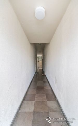 Image 14 - 233022