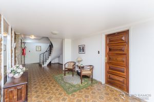 Image 21 - 872421