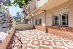 Image 33 - 236960