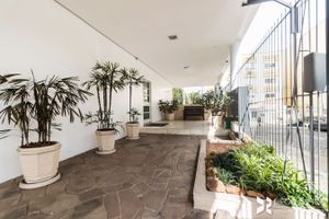 Image 23 - 285446