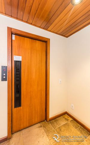 Image 30 - 7401