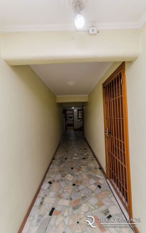 Image 27 - 266891