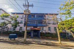 Image 31 - 878319