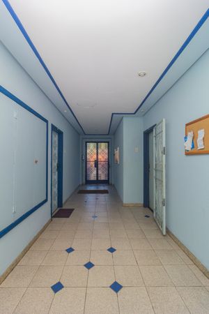 Image 32 - 878319