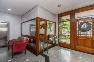Image 70 - 106942
