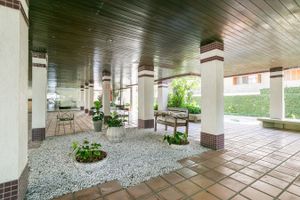 Image 1 - 12469