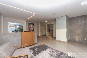 Image 3 - 12682