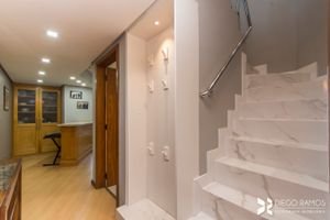 Image 4 - 12682