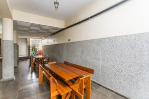 Image 33 - 885555