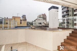 Image 17 - 128