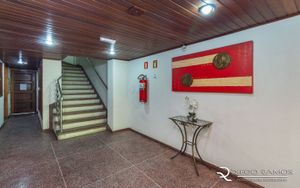 Image 34 - 893385