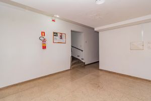 Image 32 - 198428