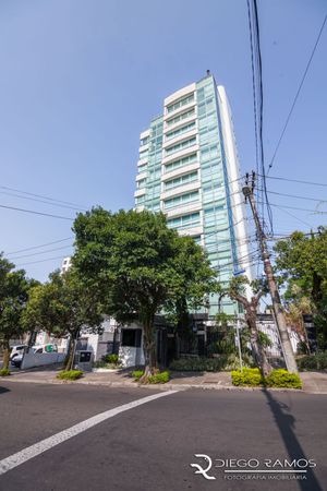 Image 31 - 195211