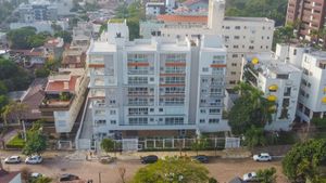 Image 17 - 12925