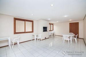 Image 27 - 926229