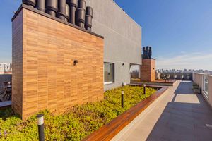 Image 65 - 895681