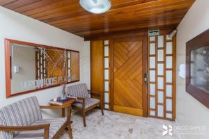 Image 15 - 518663