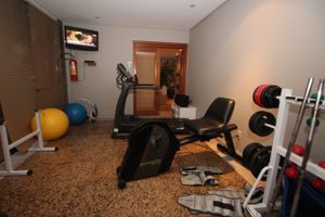Image 8 - 13323