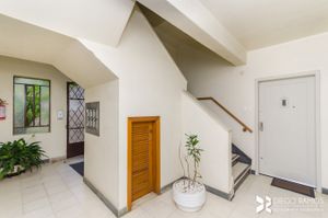 Image 35 - 870232
