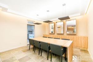 Image 34 - 203463