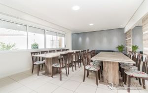 Image 21 - 870591