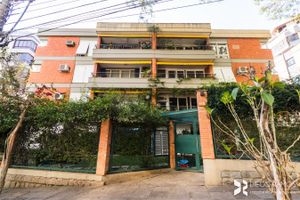 Image 4 - 879277