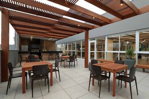 Image 7 - 937214
