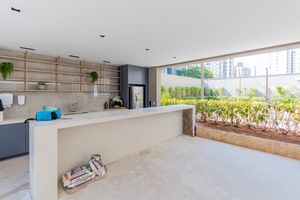 Image 21 - 897424