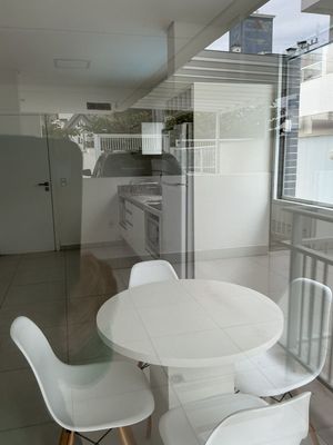 Image 30 - 928612
