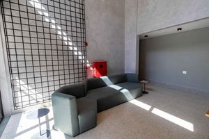 Image 4 - 930438