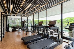 Image 84 - 886676