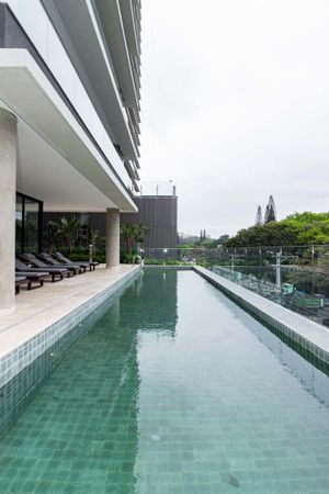 Image 92 - 886676