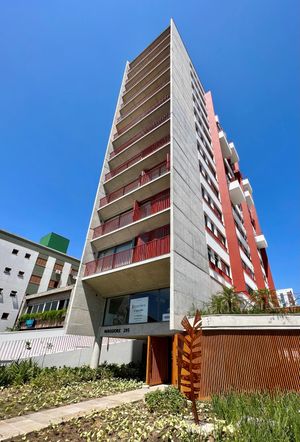 Image 8 - 929969