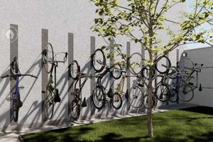 Image 3 - 137400