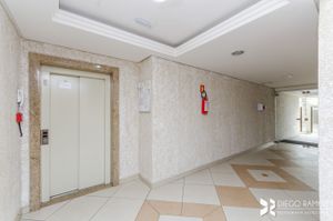 Image 1 - 13754