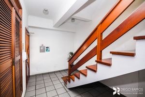 Image 43 - 212323