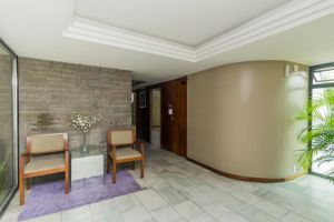 Image 39 - 104063