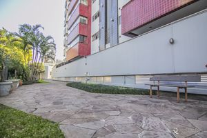Image 45 - 203545