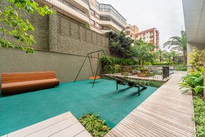 Image 34 - 882758