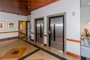 Image 4 - 9020