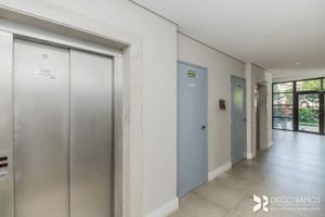 Image 32 - 187496