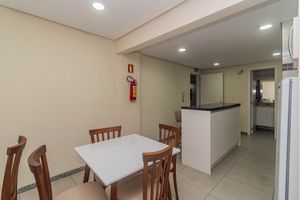 Image 25 - 870834