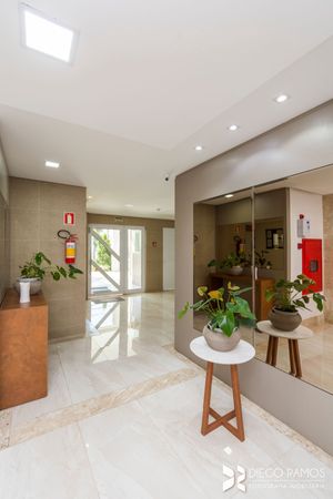 Image 33 - 205865