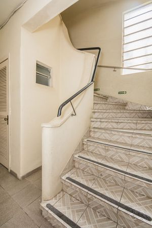 Image 21 - 205914