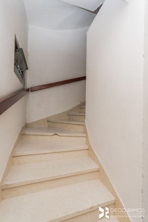 Image 17 - 306191