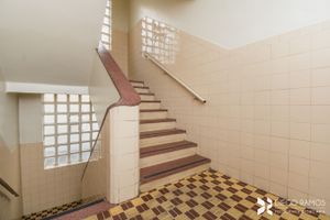 Image 24 - 208531