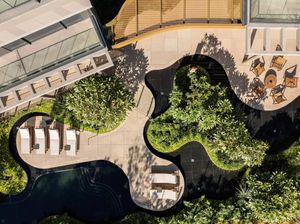 Image 8 - 702451