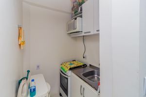 Image 32 - 882789